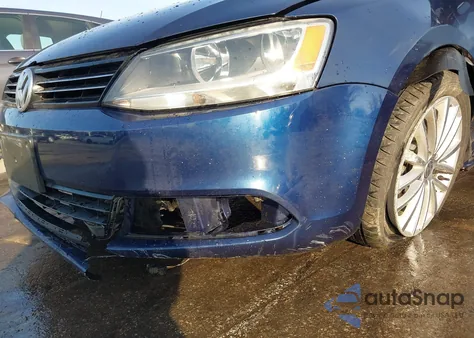 2014 Volkswagen Jetta 2.0L Tdi from USA, damaged, VIN 3VW3L7AJ6EM442853